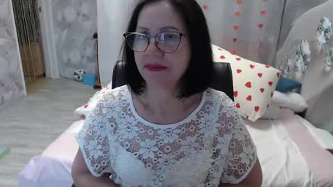 Snapshot of olgahottie chatting on 04.30.26 OlgaHottie online show from 04.30.26