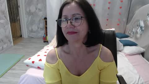 Snapshot of olgahottie chatting on 05.19.26 OlgaHottie online show from 05.19.26