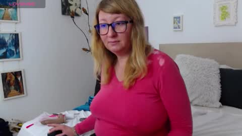 Olga Pavlova online show from 01.11.26