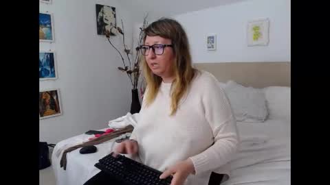 Olga Pavlova online show from 04.23.26