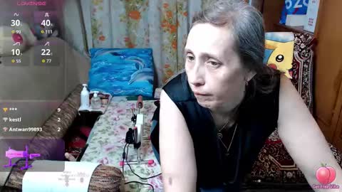 Olguscha online show from 10.22.25