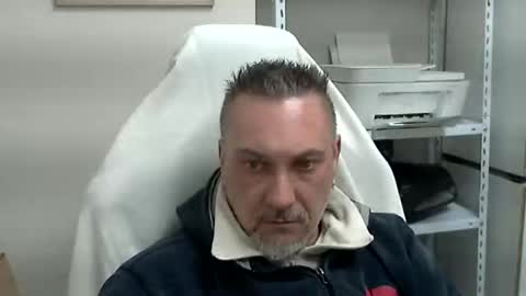 Snapshot of olimpio1230 chatting on 02.27.25 olimpio1230 online show from 02.27.25