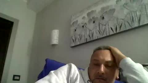 Snapshot of olimpio1230 chatting on 10.15.25 olimpio1230 online show from 10.15.25