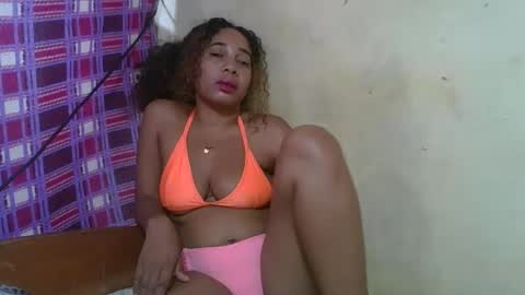 Snapshot of olinaa chatting on 04.30.26 olinaa online show from 04.30.26