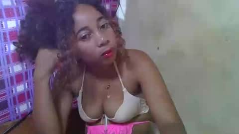 Snapshot of olinaa chatting on 05.04.26 olinaa online show from 05.04.26