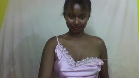 Snapshot of olinah610 chatting on 01.16.26 olinah610 online show from 01.16.26