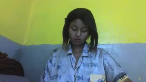 Snapshot of olinah610 chatting on 02.13.26 olinah610 online show from 02.13.26