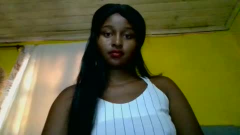 Snapshot of olinah610 chatting on 02.20.26 olinah610 online show from 02.20.26