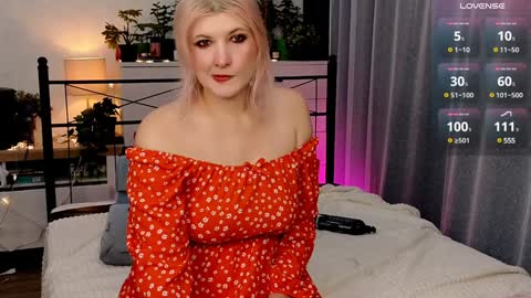 OliSunny Olivia online show from 12.21.24