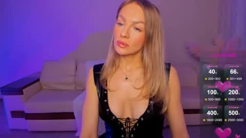 oliva_candy online show from 04.24.26