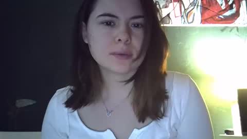 Snapshot of olivepeach chatting on 04.29.26 Oil online show from 04.29.26