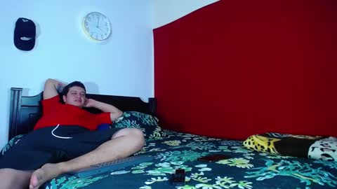 Oliver and MeganIndependent online show from 10.17.25