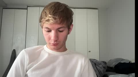 Snapshot of oliver_beck chatting on 12.06.24 Oliver Beck online show from 12.06.24