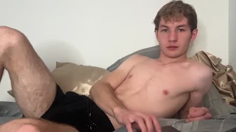 Snapshot of oliver_beck chatting on 12.31.24 Oliver Beck online show from 12.31.24