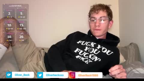 Snapshot of oliver_beck chatting on 09.15.25 Oliver Beck online show from 09.15.25