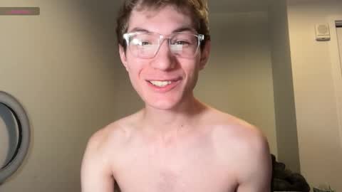 Snapshot of oliver_beck chatting on 11.13.25 Oliver Beck online show from 11.13.25