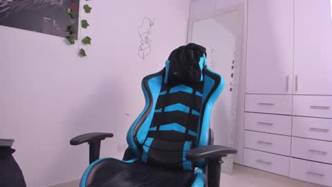 Oliver bray online show from 01.05.25