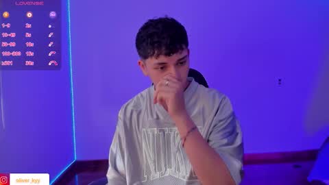 oliveeer online show from 12.13.25