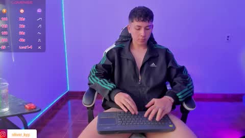 oliveeer online show from 12.22.25