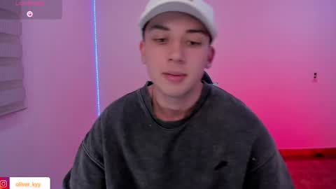 oliveeer online show from 05.15.26
