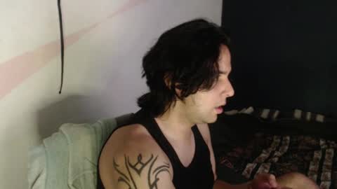 oliver_laid_2023 online show from 12.17.24