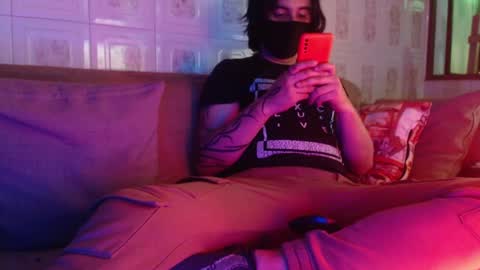 oliver_laid_2023 online show from 01.01.25