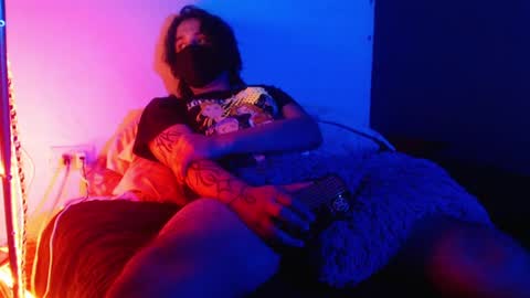 oliver_laid_2023 online show from 01.06.25