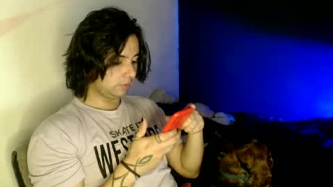 oliver_laid_2023 online show from 01.18.25