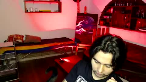 oliver_laid_2023 online show from 10.18.25