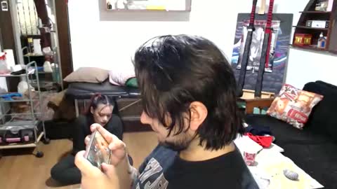 oliver_laid_2023 online show from 10.28.25