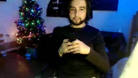 Snapshot of oliver_laid_2023 chatting on 12.18.25 oliver_laid_2023 online show from 12.18.25