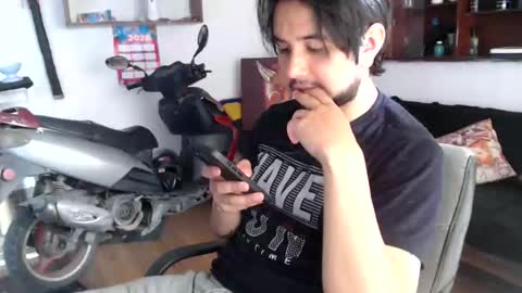 Snapshot of oliver_laid_2023 chatting on 05.16.26 oliver_laid_2023 online show from 05.16.26