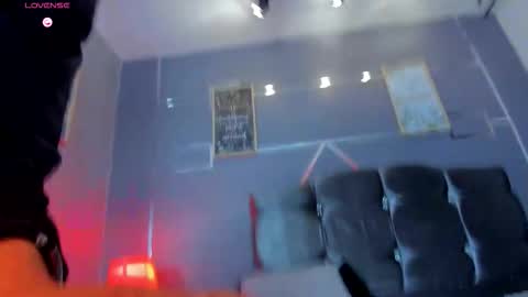 Snapshot of oliver_mr_ chatting on 10.26.25 oliver mr online show from 10.26.25