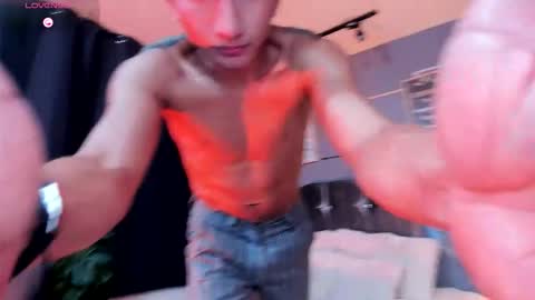 Snapshot of oliver_mr_ chatting on 12.13.25 oliver mr online show from 12.13.25