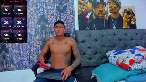 oliver_smith_2 online show from 02.02.25