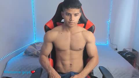 Snapshot of oliver_thompsson chatting on 12.17.24 oliver thompsson online show from 12.17.24