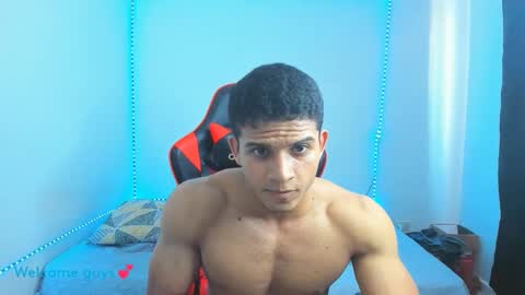 Snapshot of oliver_thompsson chatting on 02.07.25 oliver thompsson online show from 02.07.25