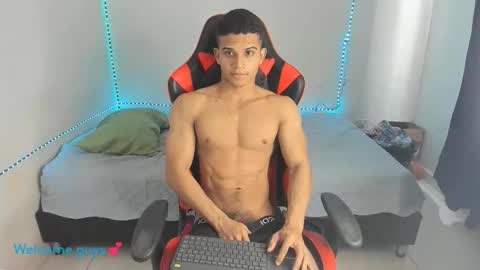 Snapshot of oliver_thompsson chatting on 01.14.26 oliver thompsson online show from 01.14.26