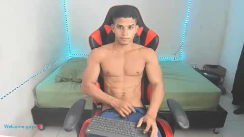 Snapshot of oliver_thompsson chatting on 02.22.26 oliver thompsson online show from 02.22.26