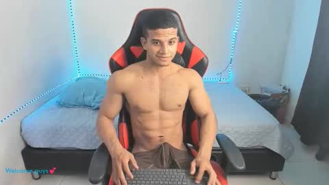 Snapshot of oliver_thompsson chatting on 03.31.26 oliver thompsson online show from 03.31.26