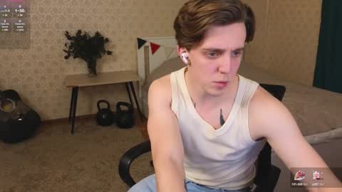 Snapshot of oliver_travis chatting on 01.30.25 Oliver Evans online show from 01.30.25