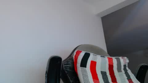 Snapshot of oliverdrew1 chatting on 09.18.25 oliver online show from 09.18.25