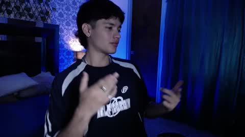 Oliver online show from 01.03.25