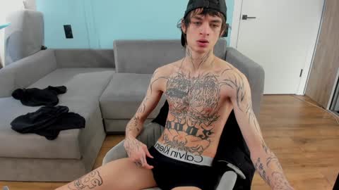 oliverrgroove online show from 01.15.25