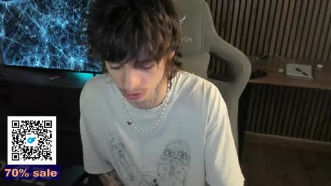 Snapshot of oliverrgroove chatting on 04.03.26 oliverrgroove online show from 04.03.26