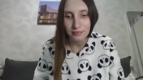 Snapshot of olivia_dream1 chatting on 10.16.25 Olivia online show from 10.16.25
