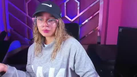  OLIVIA  online show from 02.18.25