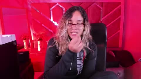 Snapshot of olivia_fox69 chatting on 02.10.26 OLIVIA online show from 02.10.26