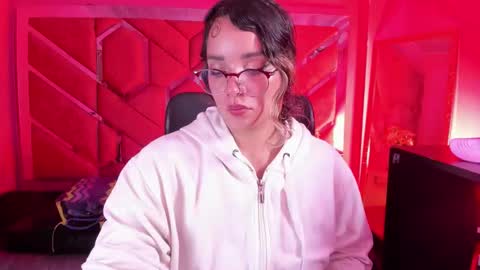 Snapshot of olivia_fox69 chatting on 03.02.26 OLIVIA online show from 03.02.26