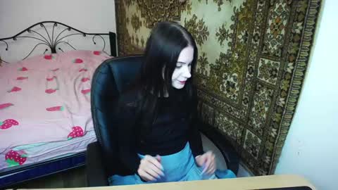 olivia_graceee online show from 05.13.26